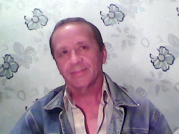 Анатолий Иванов