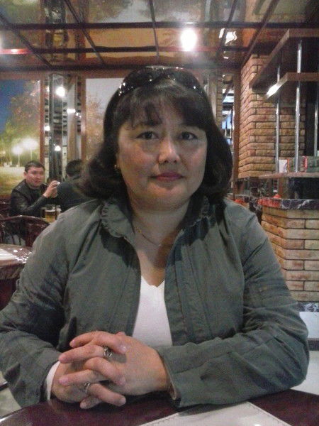 Эльнора Естиярова