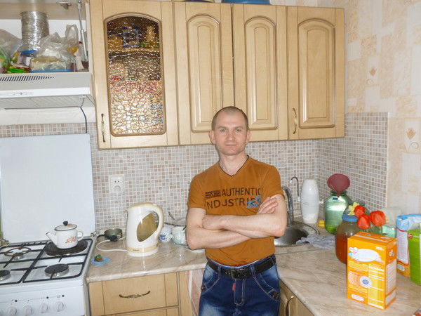 Денис Левин