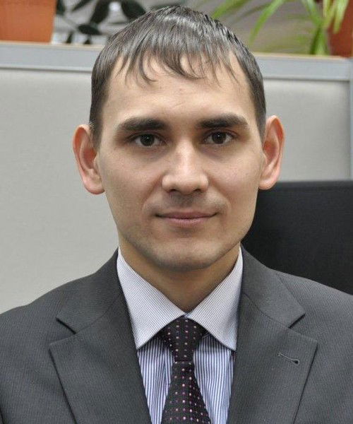 Азат Арслангалиев