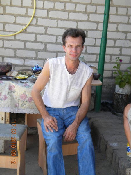 Владимир Левченко