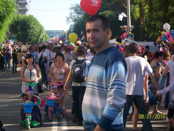 Евгений Лариошин