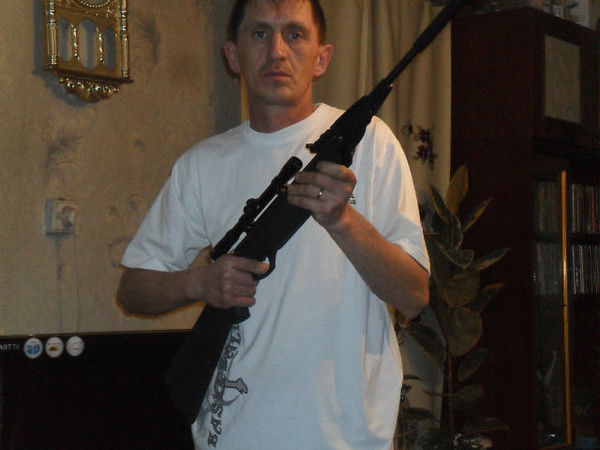 Александр Ефремов