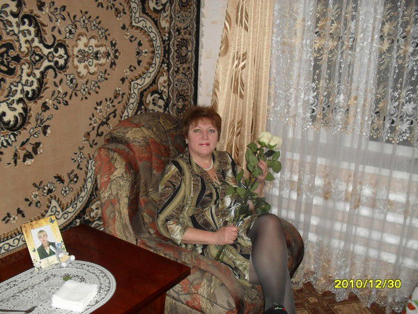 Таня Снежкова