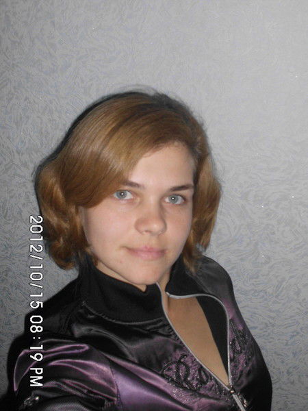 Анютa Хaшeровa