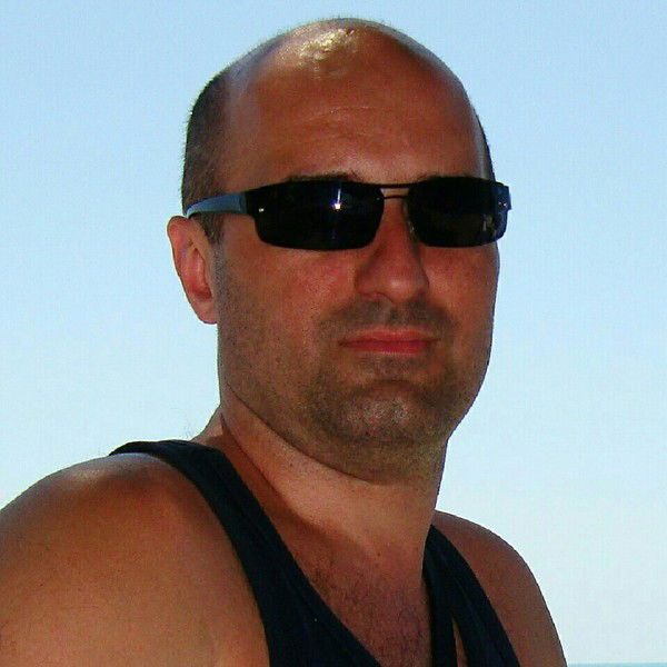 Олег Александров