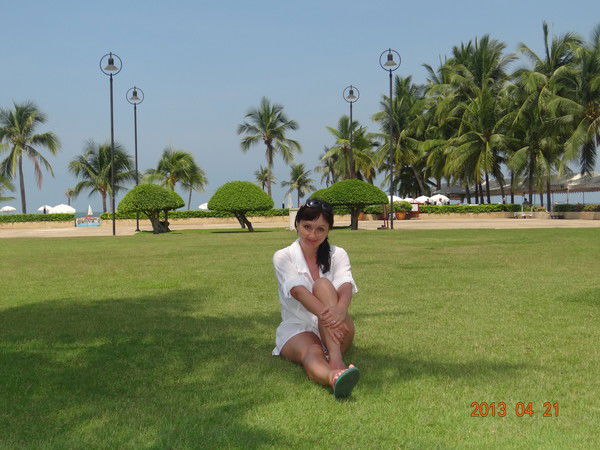 Лариса Лара