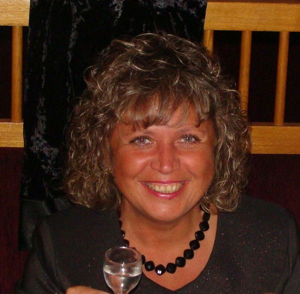 Надежда Шац