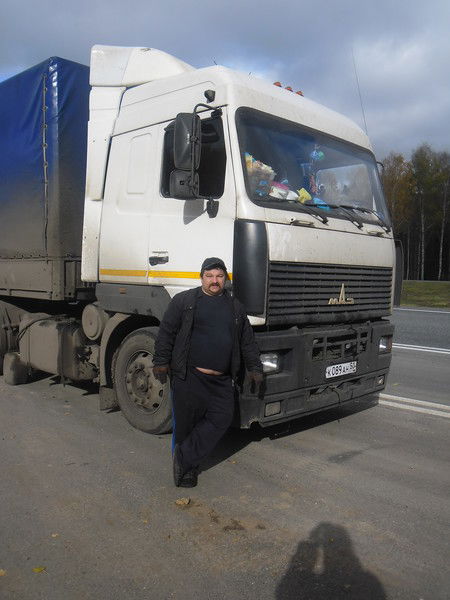 Роман Волков