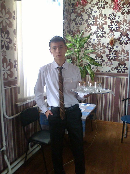 Настойчивый Парень