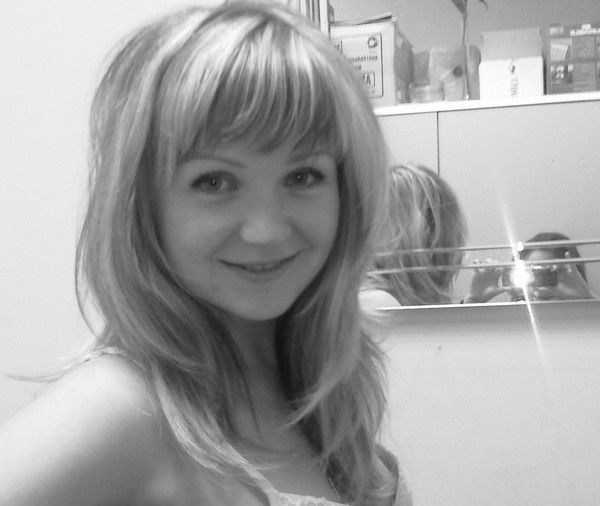 Оля Громова