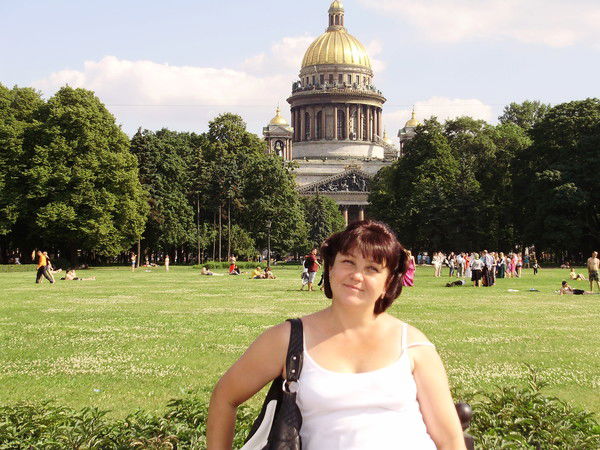 Елена Наумова