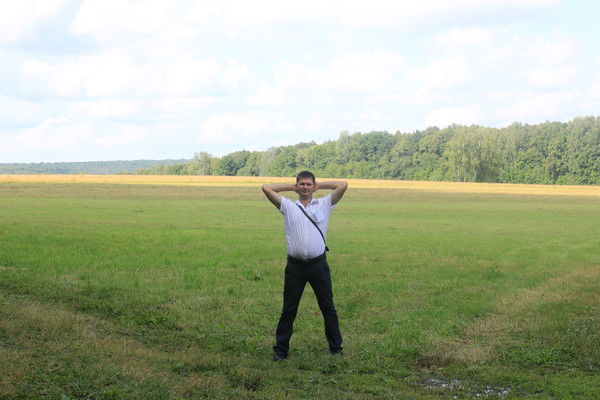 Денис Нестратов