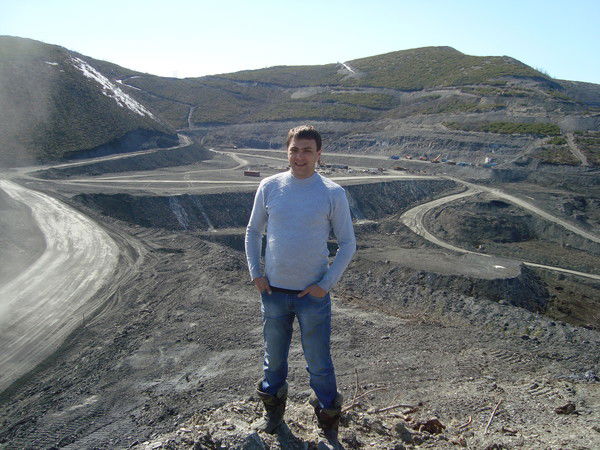 Александр Коваленко