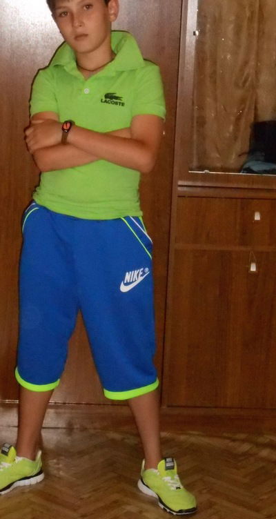 Илья Толстоухов