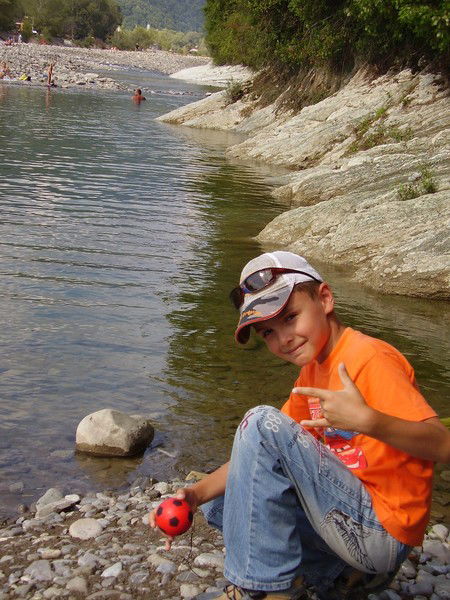 Данила Попов