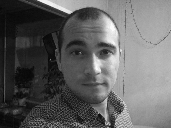 Рома Чиников