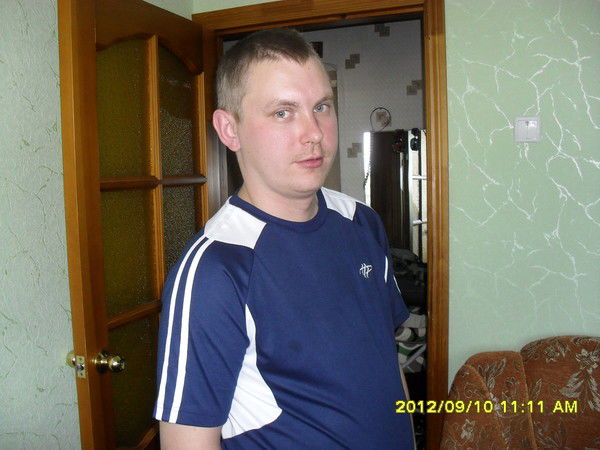 Денис Бондарев