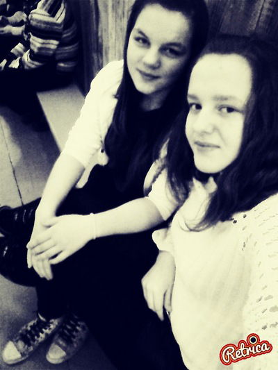 Оля Фролова