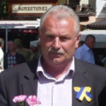 Петро Семенец