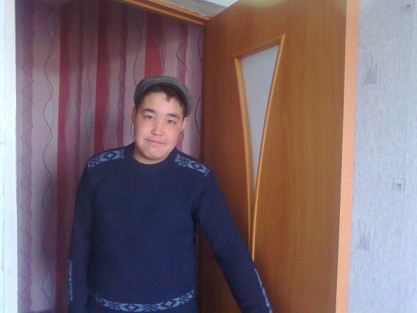 Арман Идрисов