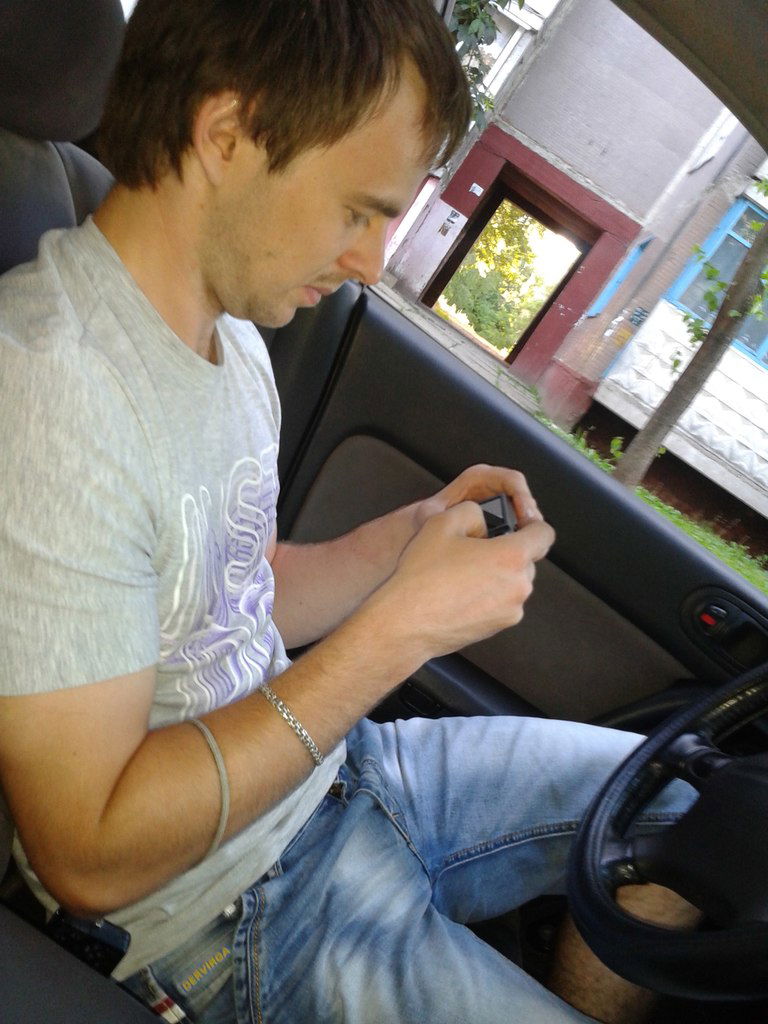 Александр Петров