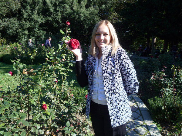 Анна Захарова