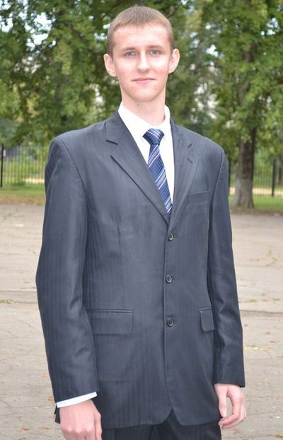 Максим Ходов