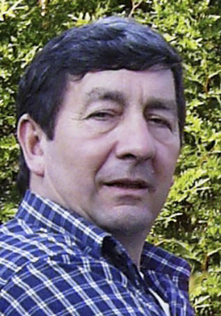 Олег Петров