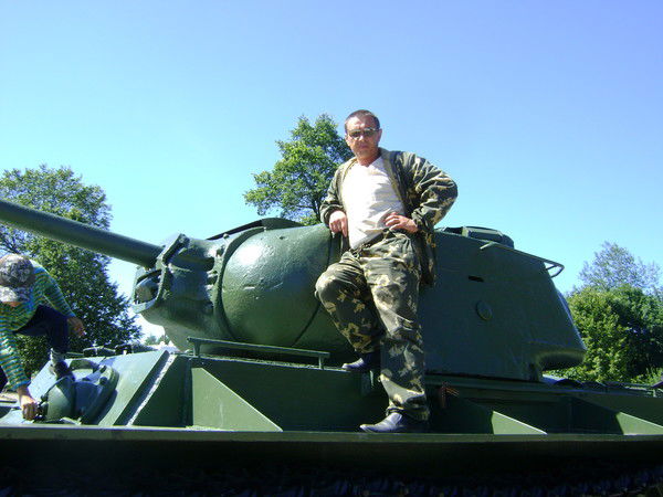 Александр Иванов