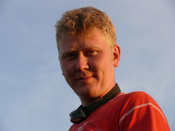 Роман Суханов