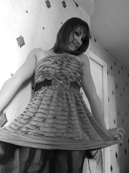 Юля Власовец