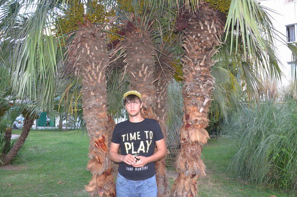 Леонид Иванов