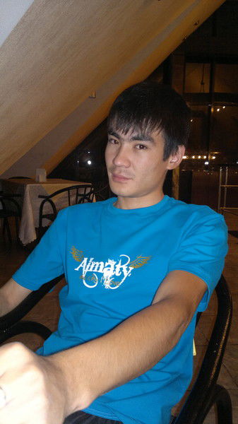 Султан Танекеев