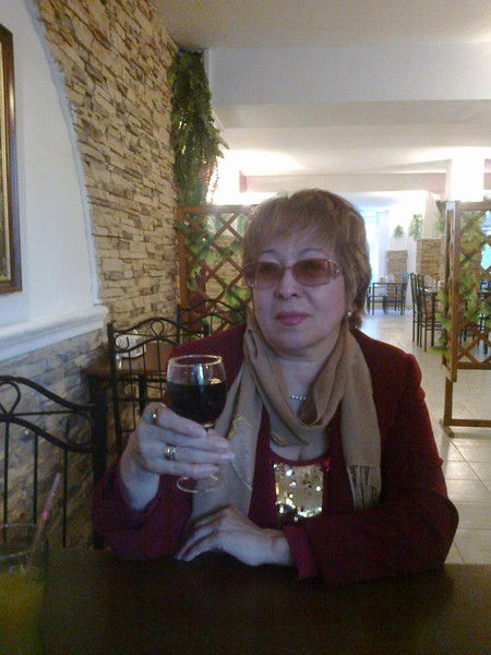 Асанбекова Дина