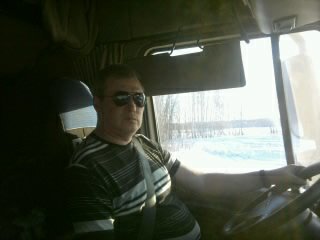 Олег Новиков