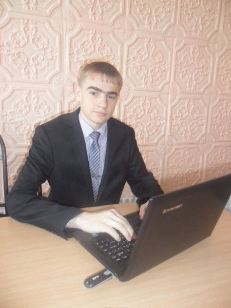 Дмитрий Садварий