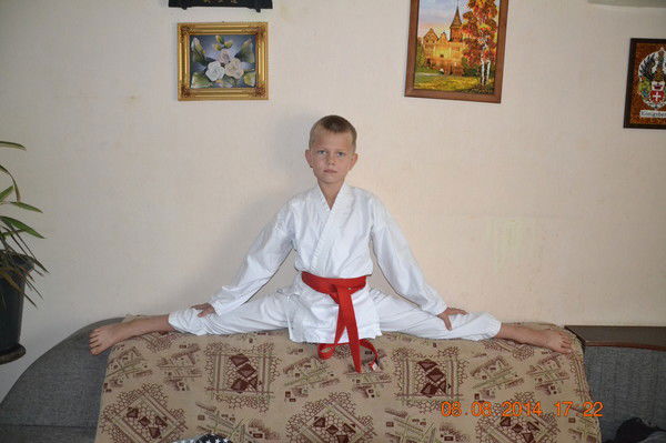 Эдуард Бреусов