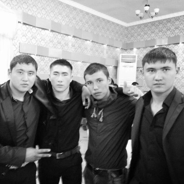 Максат Омарханов