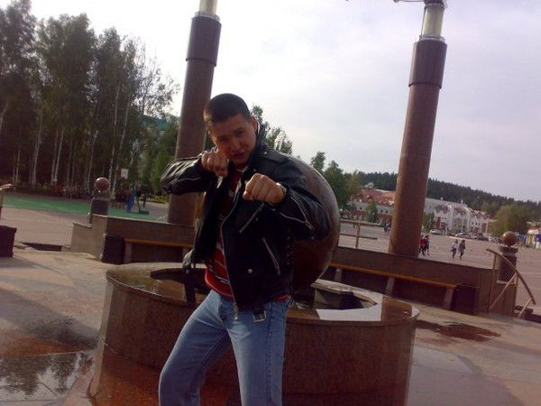 Неизвестно Неизвестно