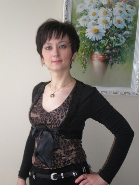 Юля Нарольська