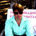 Олег Новиков