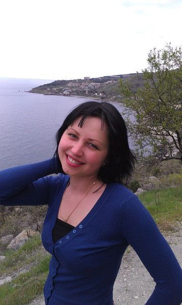 Алёна Момот