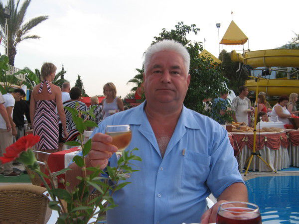 Николай Коник