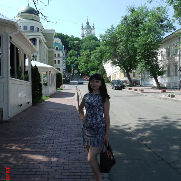 Алёна Хуторянская