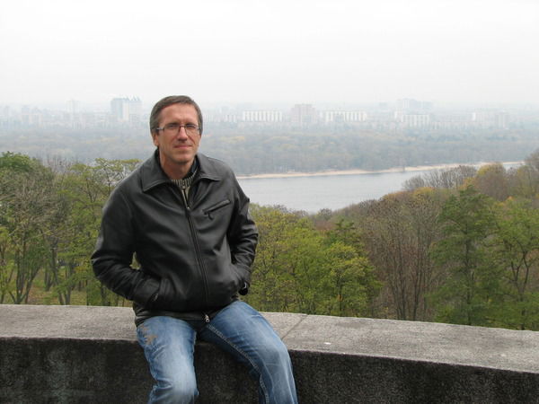 Андрей Белоус