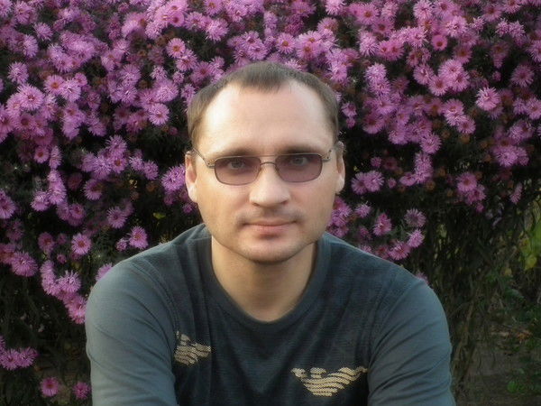 Юрий Иванов