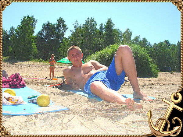 Антон Муравьев