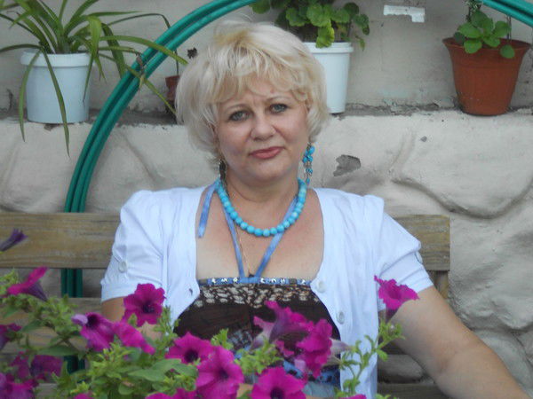 Таня Опарина