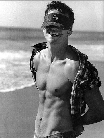 Алексей Непомню